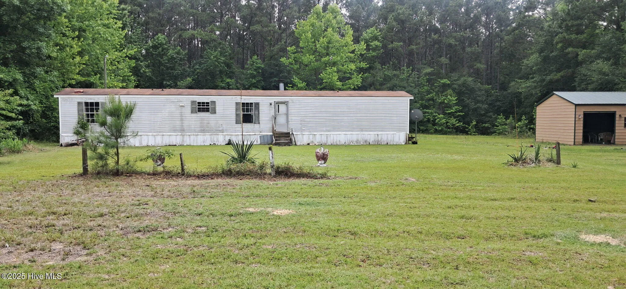 Burgaw, North Carolina 28425, United States, 3 Bedrooms Bedrooms, ,2 BathroomsBathrooms,Residential,Pending,139790