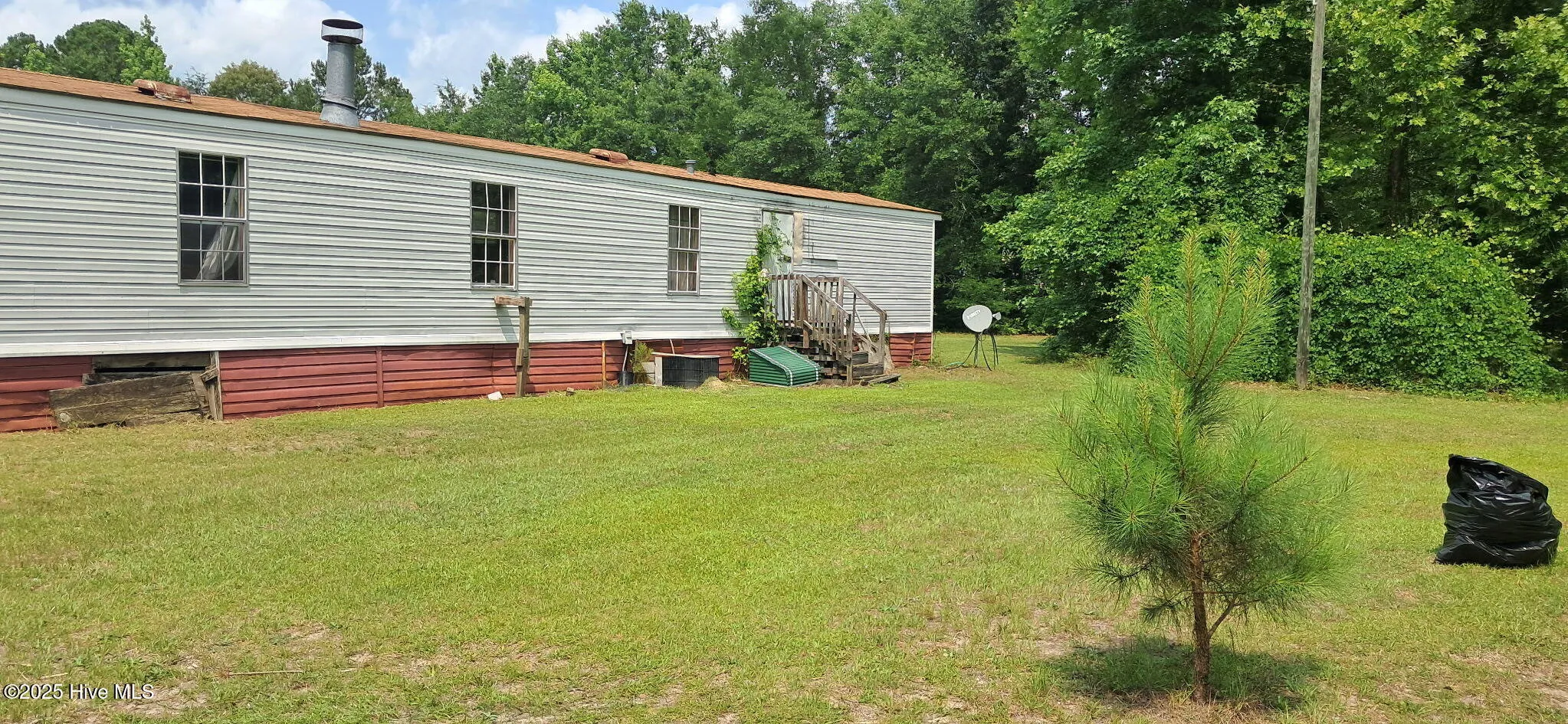 Burgaw, North Carolina 28425, United States, 3 Bedrooms Bedrooms, ,2 BathroomsBathrooms,Residential,Pending,139790