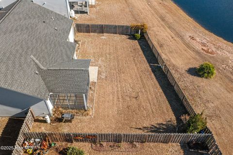 A home in Holly Ridge