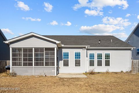 A home in Holly Ridge