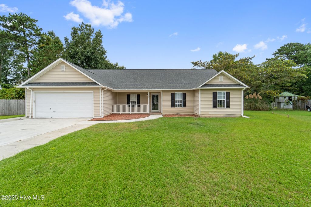 Photo of 206 N Stephanie Court, Jacksonville, NC 28540 (MLS # 100530629)