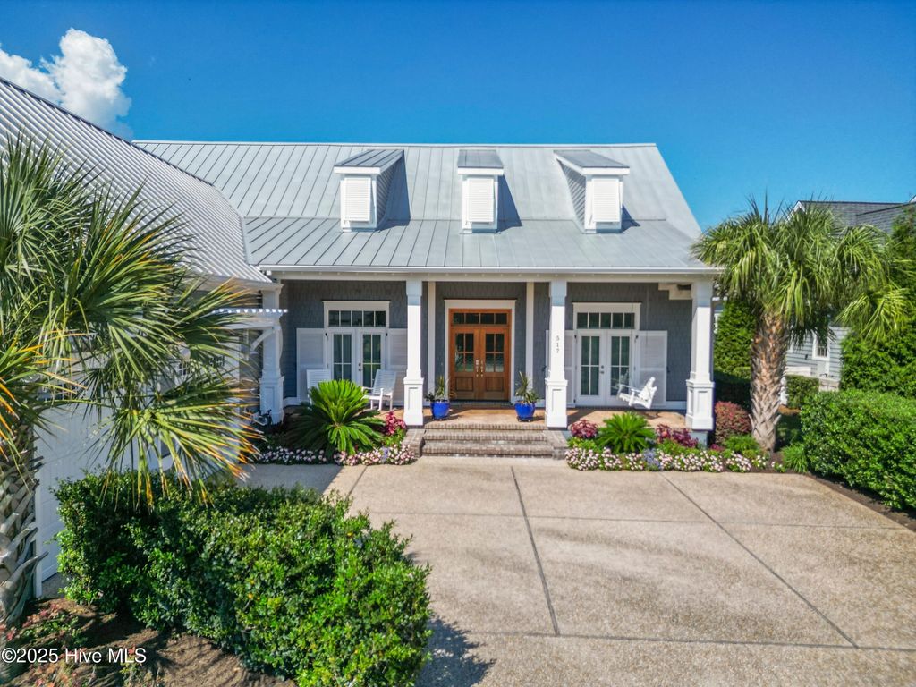 Photo of 517 Moss Tree Drive, Wilmington, NC 28405 (MLS # 100532063)