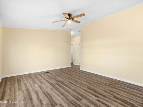 Tiny photo for 307 N Winchester Lane, Hubert, NC 28539 (MLS # 100540090)