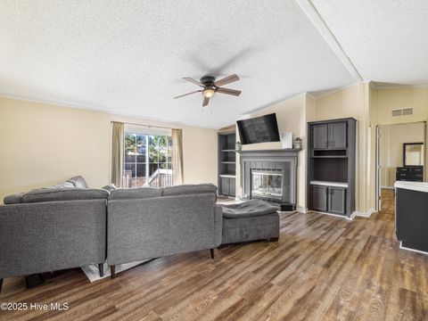 Tiny photo for 307 N Winchester Lane, Hubert, NC 28539 (MLS # 100540090)