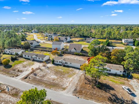 Tiny photo for 307 N Winchester Lane, Hubert, NC 28539 (MLS # 100540090)