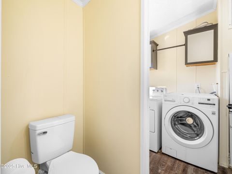 Tiny photo for 307 N Winchester Lane, Hubert, NC 28539 (MLS # 100540090)