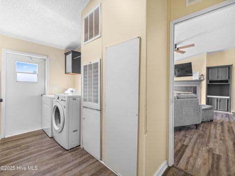 Tiny photo for 307 N Winchester Lane, Hubert, NC 28539 (MLS # 100540090)