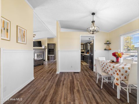 Tiny photo for 307 N Winchester Lane, Hubert, NC 28539 (MLS # 100540090)