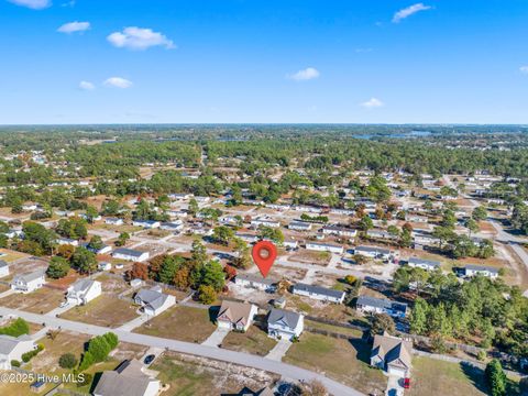 Tiny photo for 307 N Winchester Lane, Hubert, NC 28539 (MLS # 100540090)