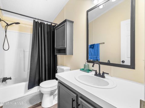 Tiny photo for 307 N Winchester Lane, Hubert, NC 28539 (MLS # 100540090)