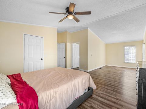 Tiny photo for 307 N Winchester Lane, Hubert, NC 28539 (MLS # 100540090)