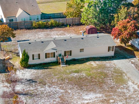 Tiny photo for 307 N Winchester Lane, Hubert, NC 28539 (MLS # 100540090)