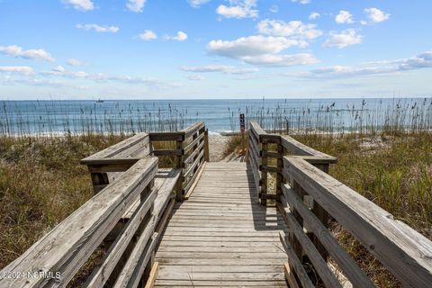 A home in Emerald Isle