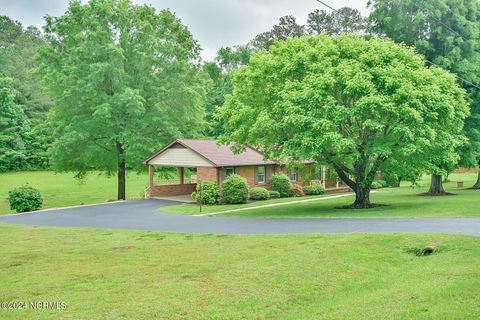 Single Family Residence in Chapel Hill NC 1401 Hatch Road 35.jpg