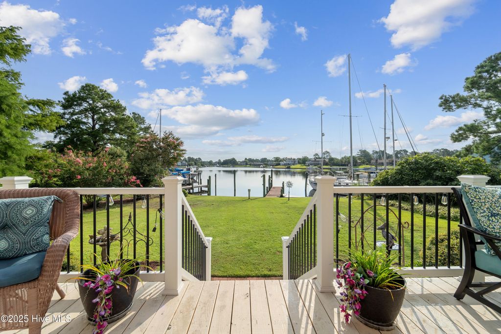 Photo of 5804 Gondolier Drive, New Bern, NC 28560 (MLS # 100521654)
