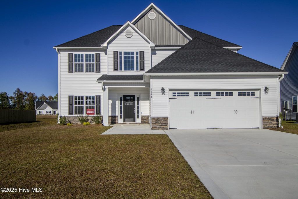Photo of 1852 Olde Towne Pointe Boulevard, Jacksonville, NC 28546 (MLS # 100497417)