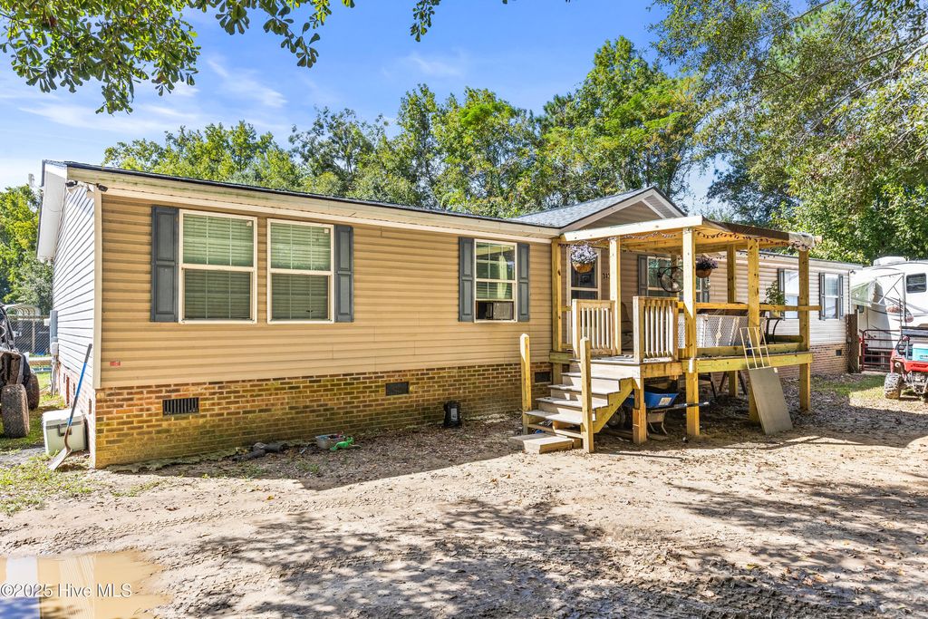 Photo of 3420 Lynn Avenue, Castle Hayne, NC 28429 (MLS # 100534197)