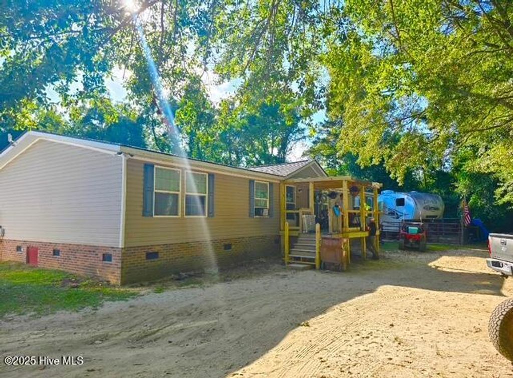 Photo of 3420 Lynn Avenue, Castle Hayne, NC 28429 (MLS # 100534197)