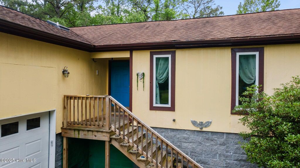 Photo of 704 Mistique Court, New Bern, NC 28560 (MLS # 100509370)