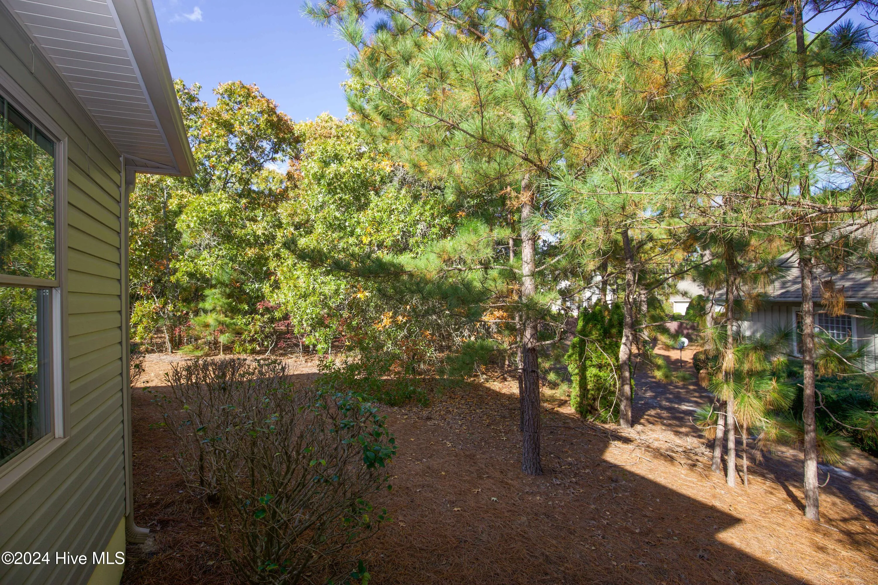 Pinehurst, North Carolina 28374, United States, 4 Bedrooms Bedrooms, ,2 BathroomsBathrooms,Residential,Pending,35323