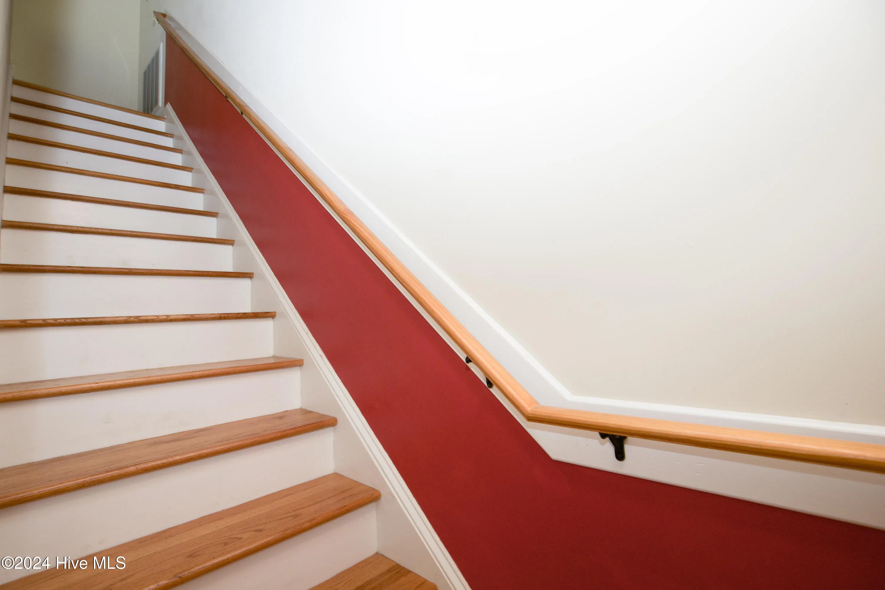 Pinehurst, North Carolina 28374, United States, 4 Bedrooms Bedrooms, ,2 BathroomsBathrooms,Residential,Pending,35323