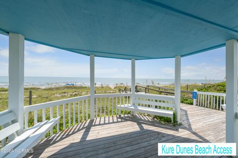 A home in Kure Beach