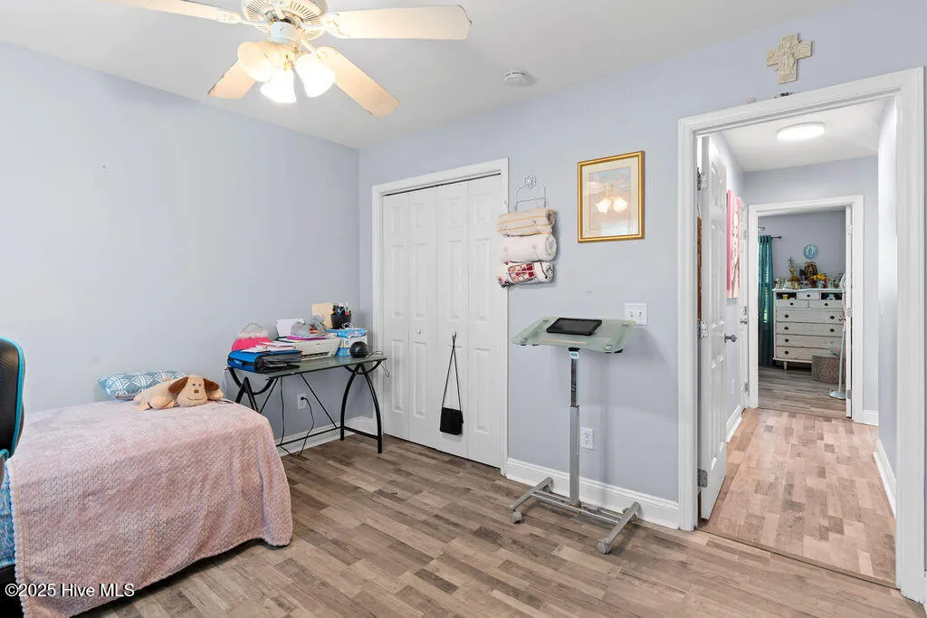 Wilmington, North Carolina 28405, United States, 3 Bedrooms Bedrooms, ,2 BathroomsBathrooms,Residential,Pending,143504