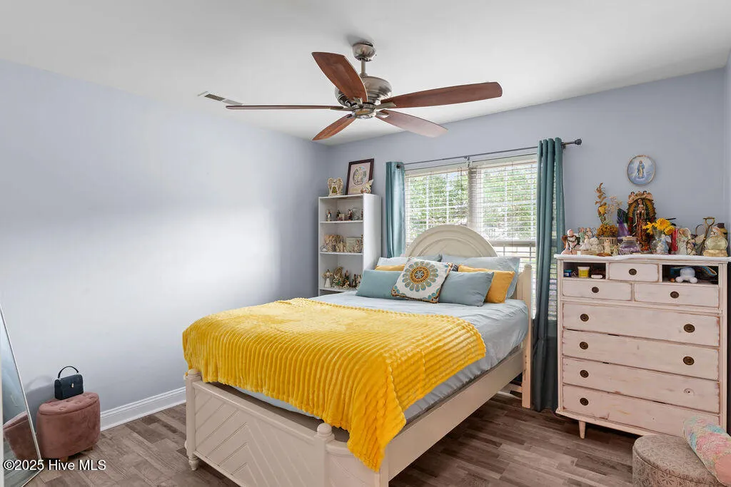 Wilmington, North Carolina 28405, United States, 3 Bedrooms Bedrooms, ,2 BathroomsBathrooms,Residential,Pending,143504