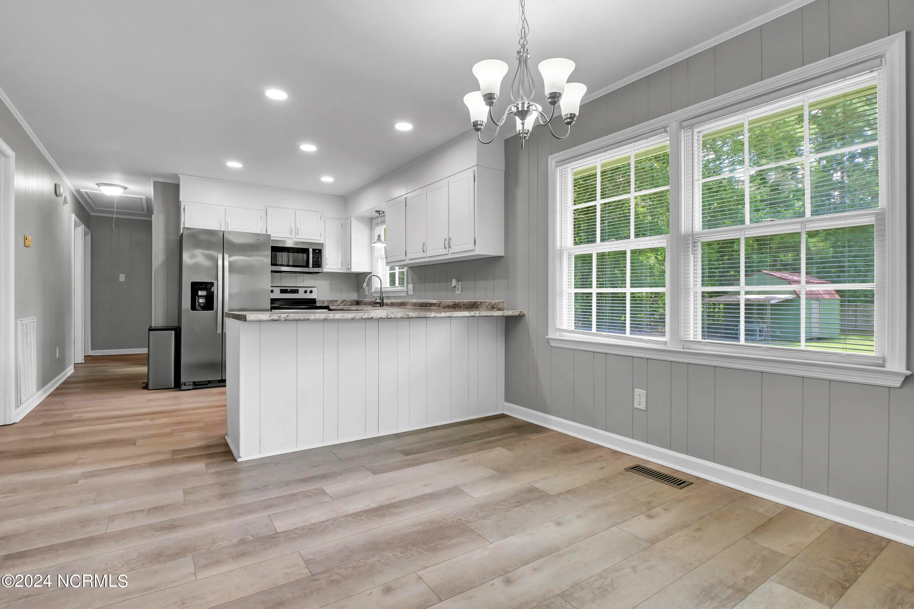 Burgaw, North Carolina 28425, United States, 3 Bedrooms Bedrooms, ,2 BathroomsBathrooms,Residential,Pending,54813