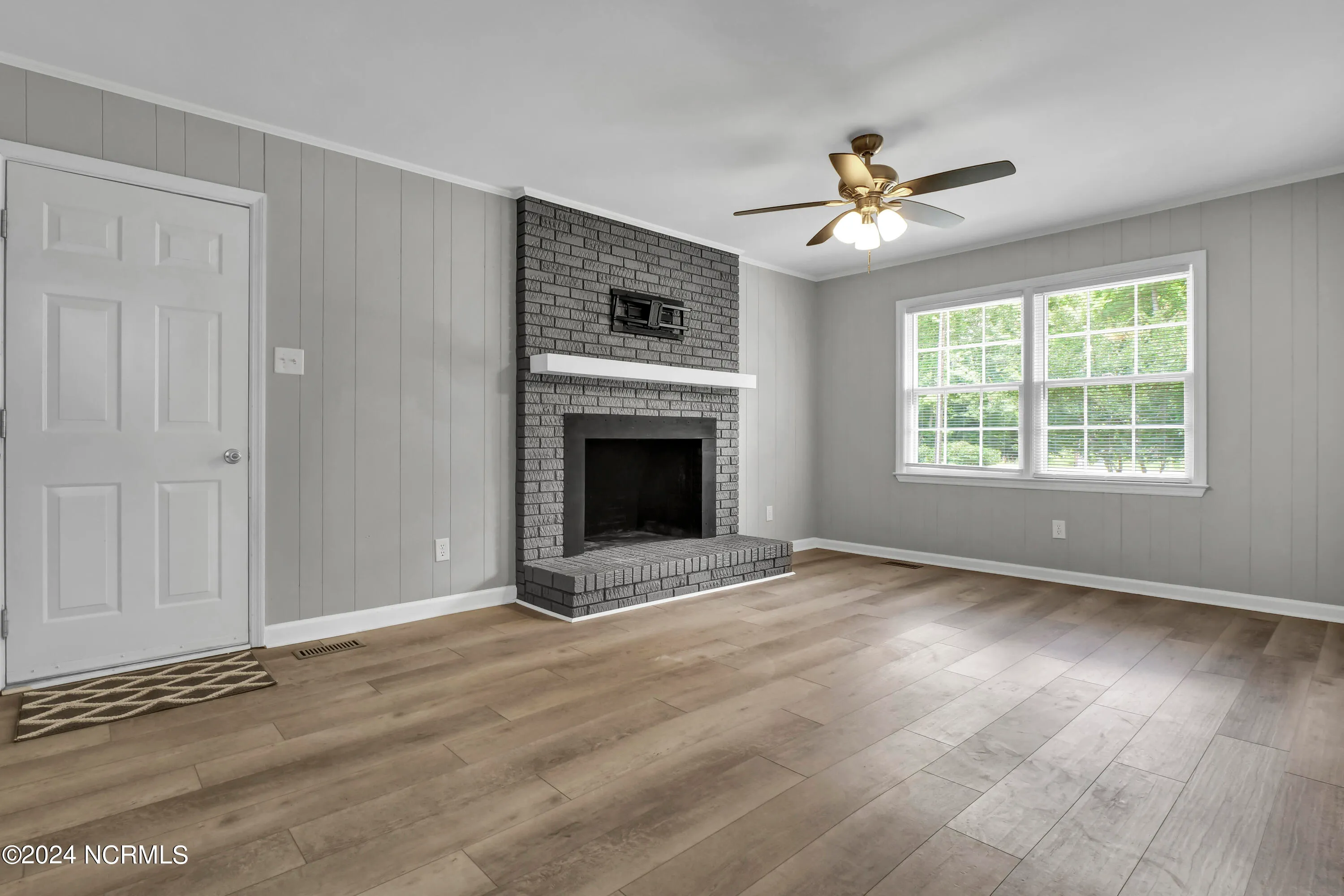 Burgaw, North Carolina 28425, United States, 3 Bedrooms Bedrooms, ,2 BathroomsBathrooms,Residential,Pending,54813