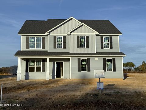 A home in Raeford