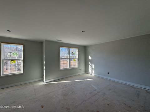 A home in Raeford