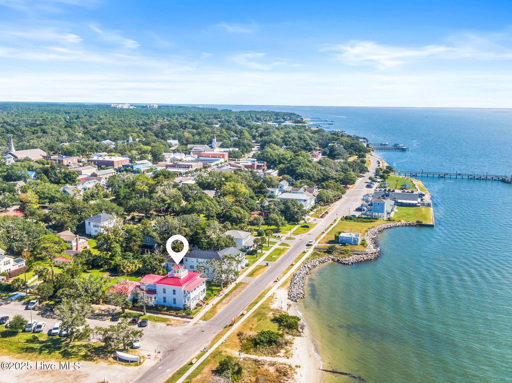 Photo of 216 W Bay Street, Southport, NC 28461 (MLS # 100532093)