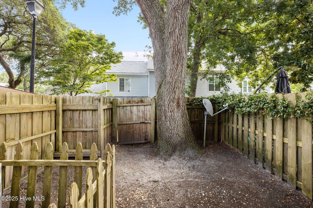 Photo of 3200 Crystal Oaks Lane, Morehead City, NC 28557 (MLS # 100526315)