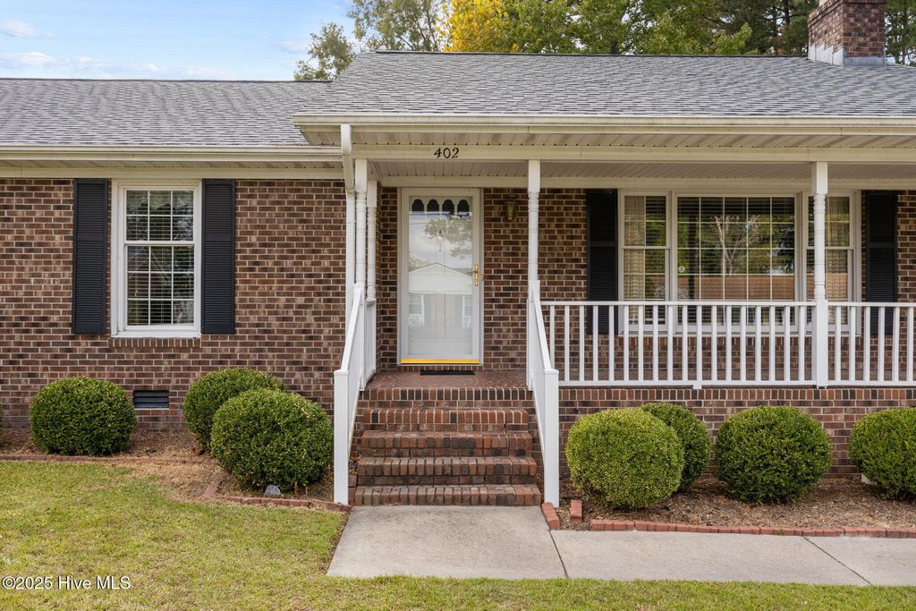 Photo of 402 Kirkland Drive, Greenville, NC 27858 (MLS # 100537519)