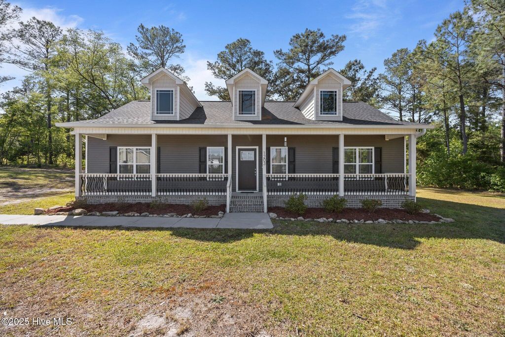 Photo of 1203 English Colony Place, Washington, NC 27889 (MLS # 100504663)