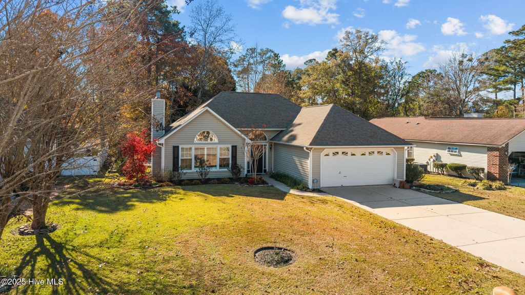 Photo of 211 Mahaffey Court, New Bern, NC 28560 (MLS # 100543223)