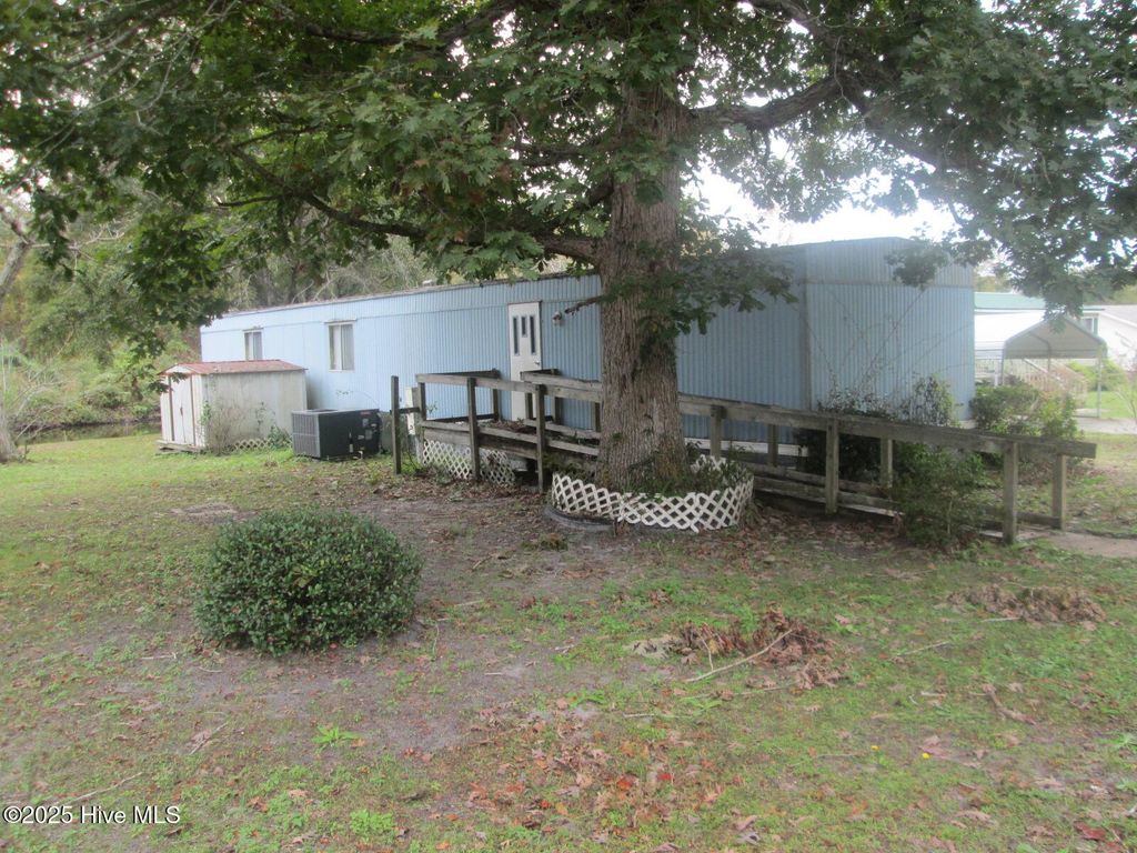 Photo of 2075 Gum Street SW, Supply, NC 28462 (MLS # 100538700)