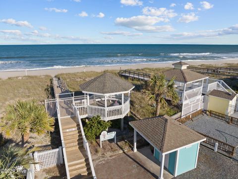 A home in Kure Beach