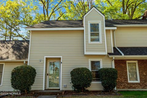 Townhouse in Wilson NC 2501 St Christopher Circle 1.jpg