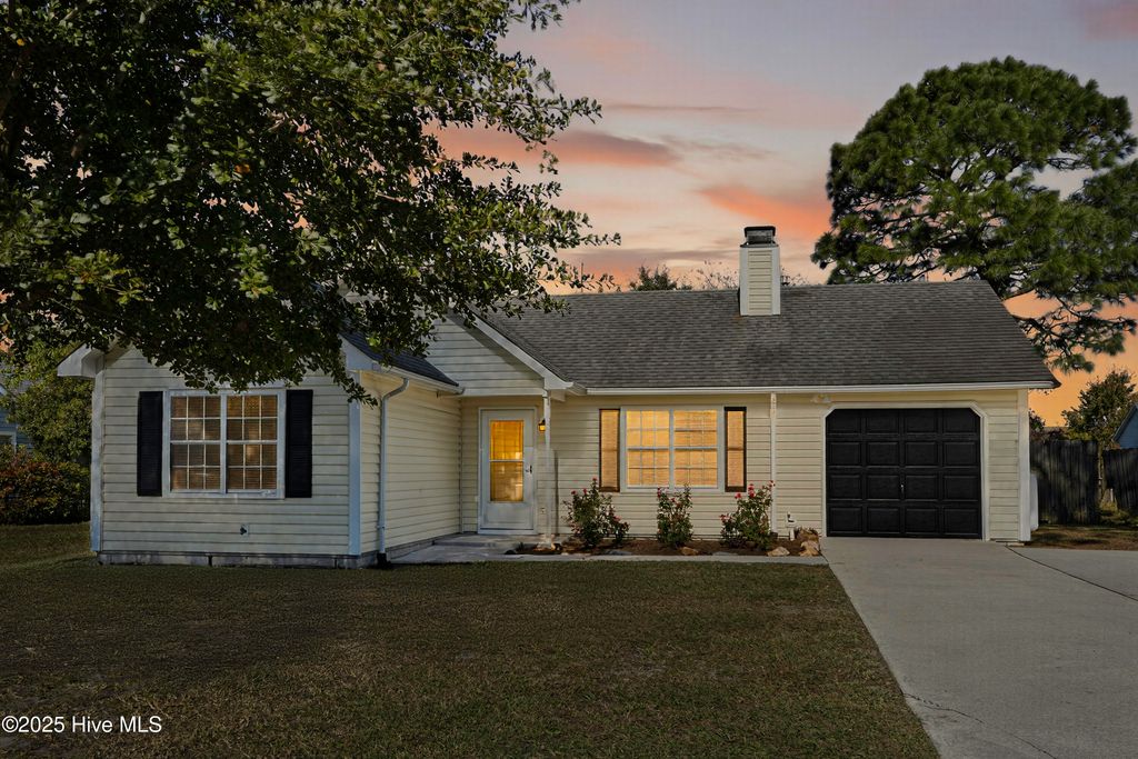 Photo of 814 Bay Blossom Drive, Wilmington, NC 28411 (MLS # 100541099)