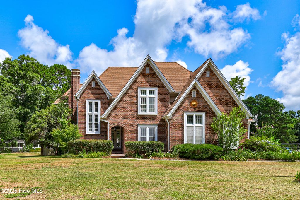 Photo of 450 Berry Lane SW, Supply, NC 28462 (MLS # 100517619)