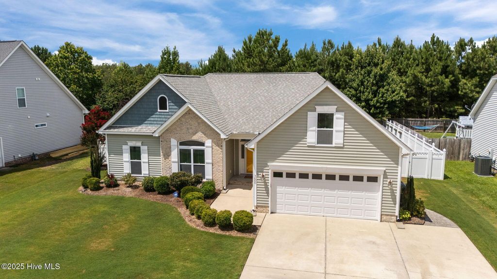 Photo of 3600 Flora Drive, Winterville, NC 28590 (MLS # 100523394)