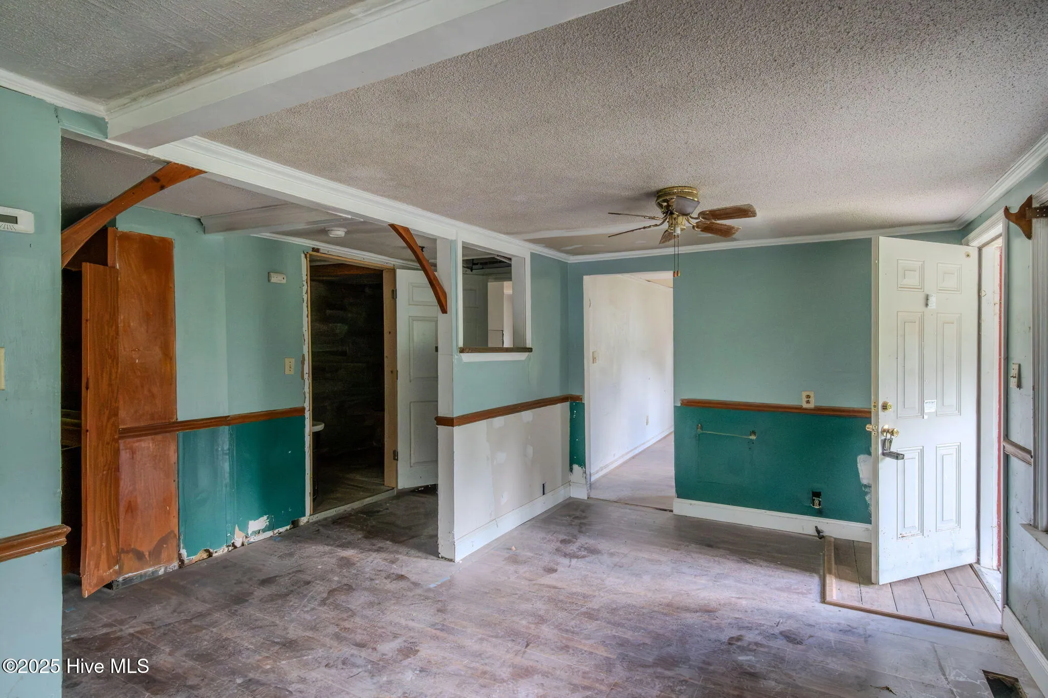 Burgaw, North Carolina 28425, United States, 3 Bedrooms Bedrooms, ,2 BathroomsBathrooms,Residential,Active,216990