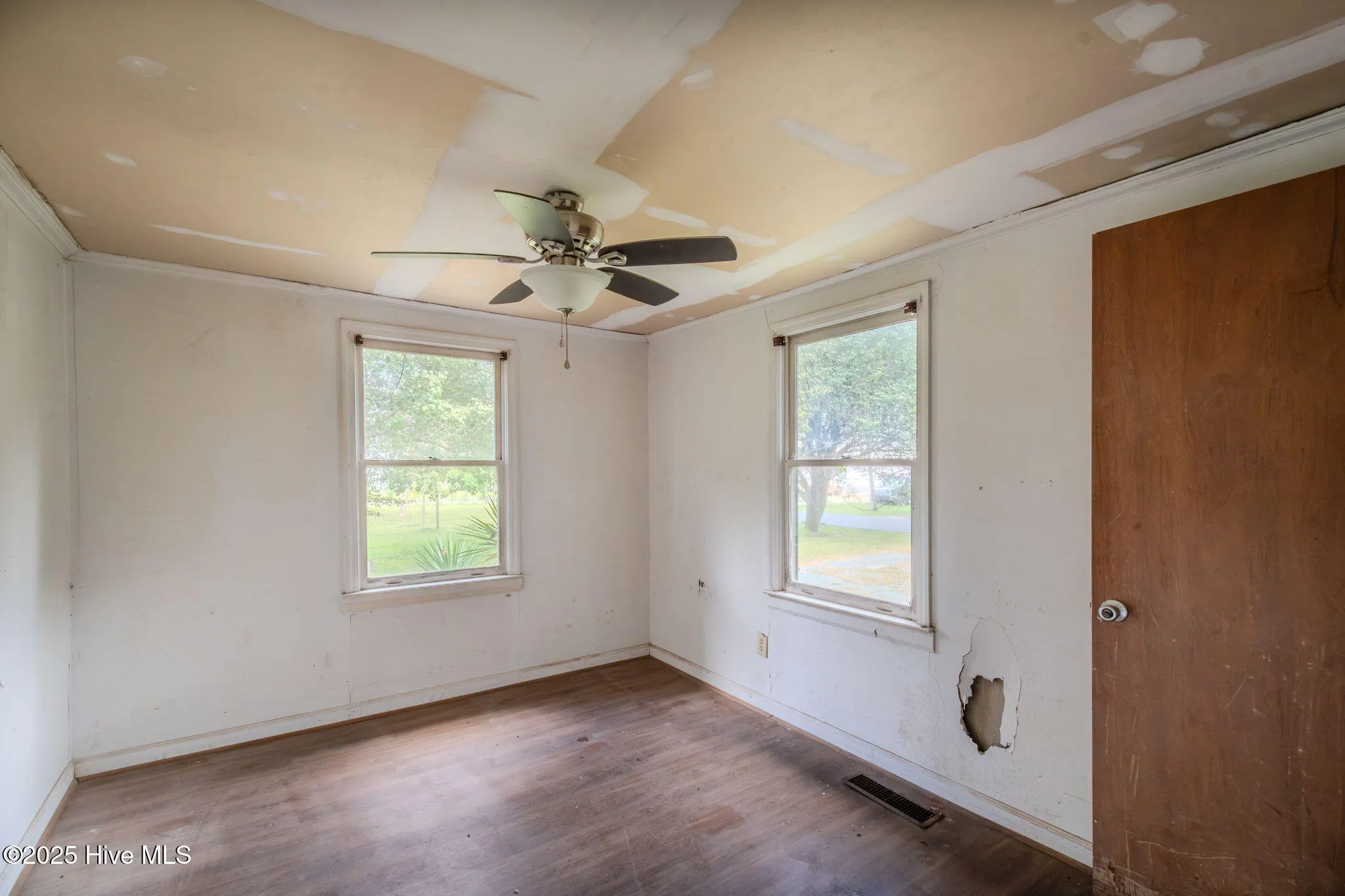 Burgaw, North Carolina 28425, United States, 3 Bedrooms Bedrooms, ,2 BathroomsBathrooms,Residential,Active,216990