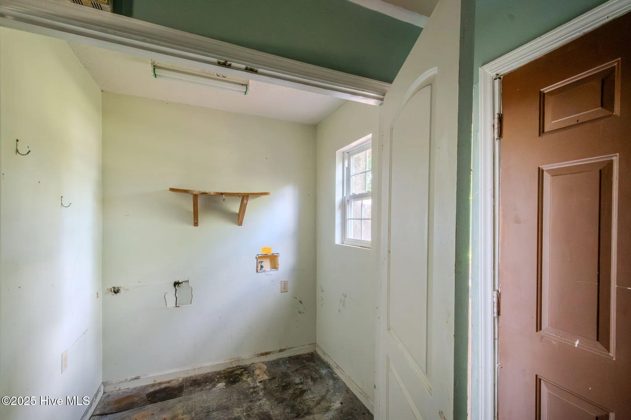 Burgaw, North Carolina 28425, United States, 3 Bedrooms Bedrooms, ,2 BathroomsBathrooms,Residential,Active,216990