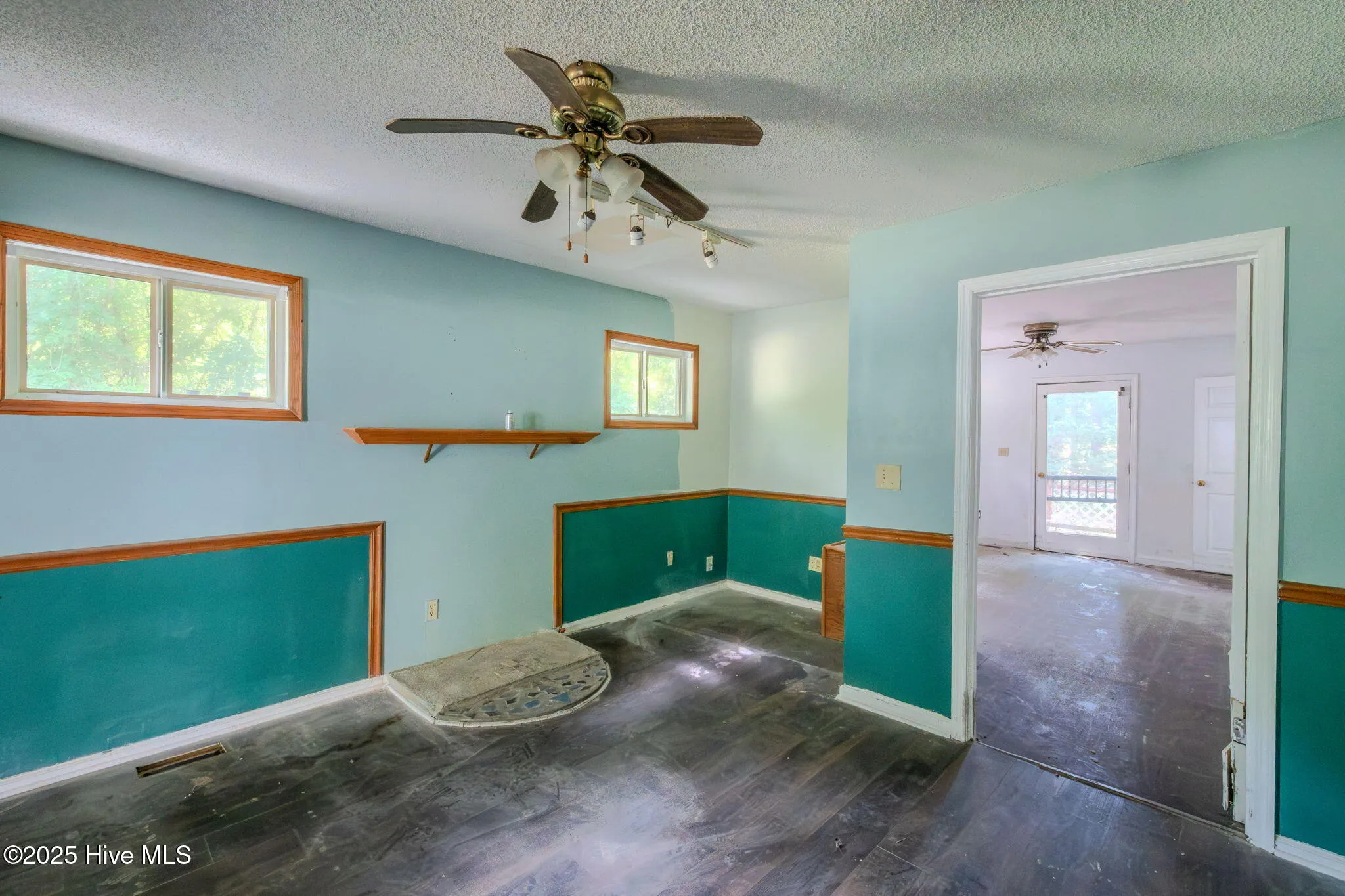 Burgaw, North Carolina 28425, United States, 3 Bedrooms Bedrooms, ,2 BathroomsBathrooms,Residential,Active,216990