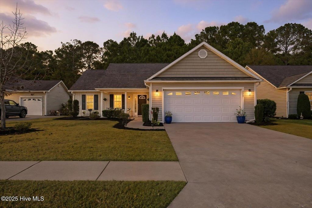 Photo of 223 Chambers Street, Winnabow, NC 28479 (MLS # 100543351)