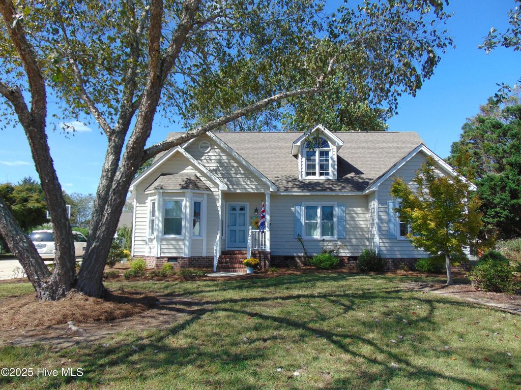 Photo of 723 Bayberry Court, Nashville, NC 27856 (MLS # 100534498)