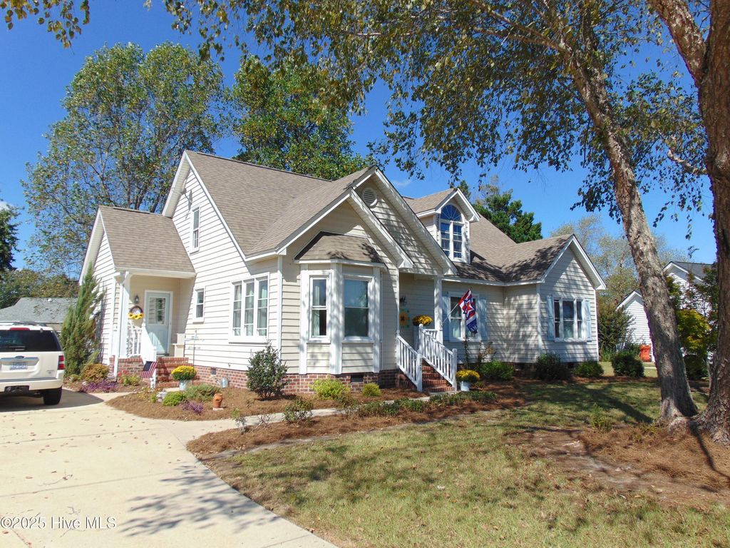 Photo of 723 Bayberry Court, Nashville, NC 27856 (MLS # 100534498)
